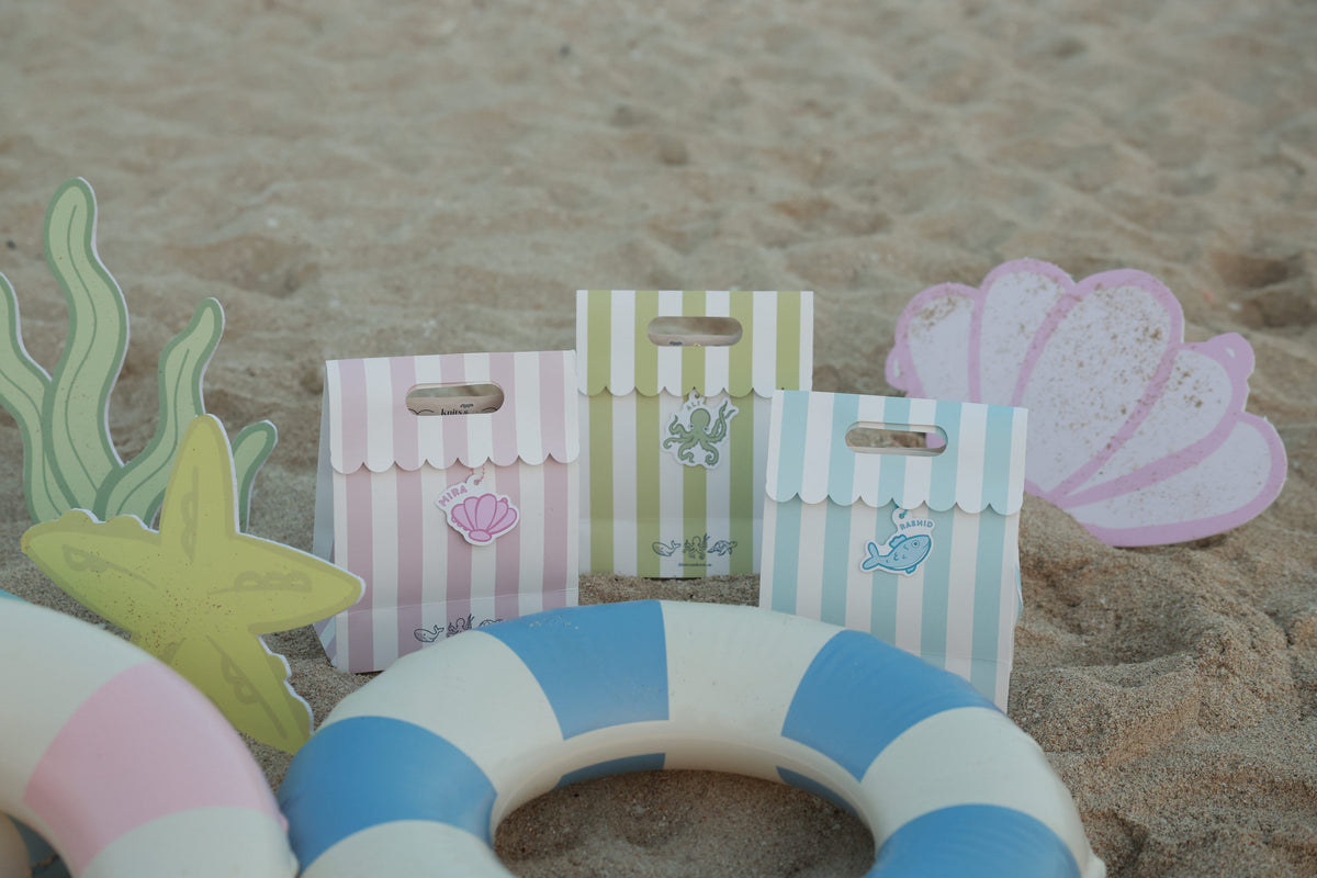 Summer Gift Wrapping
