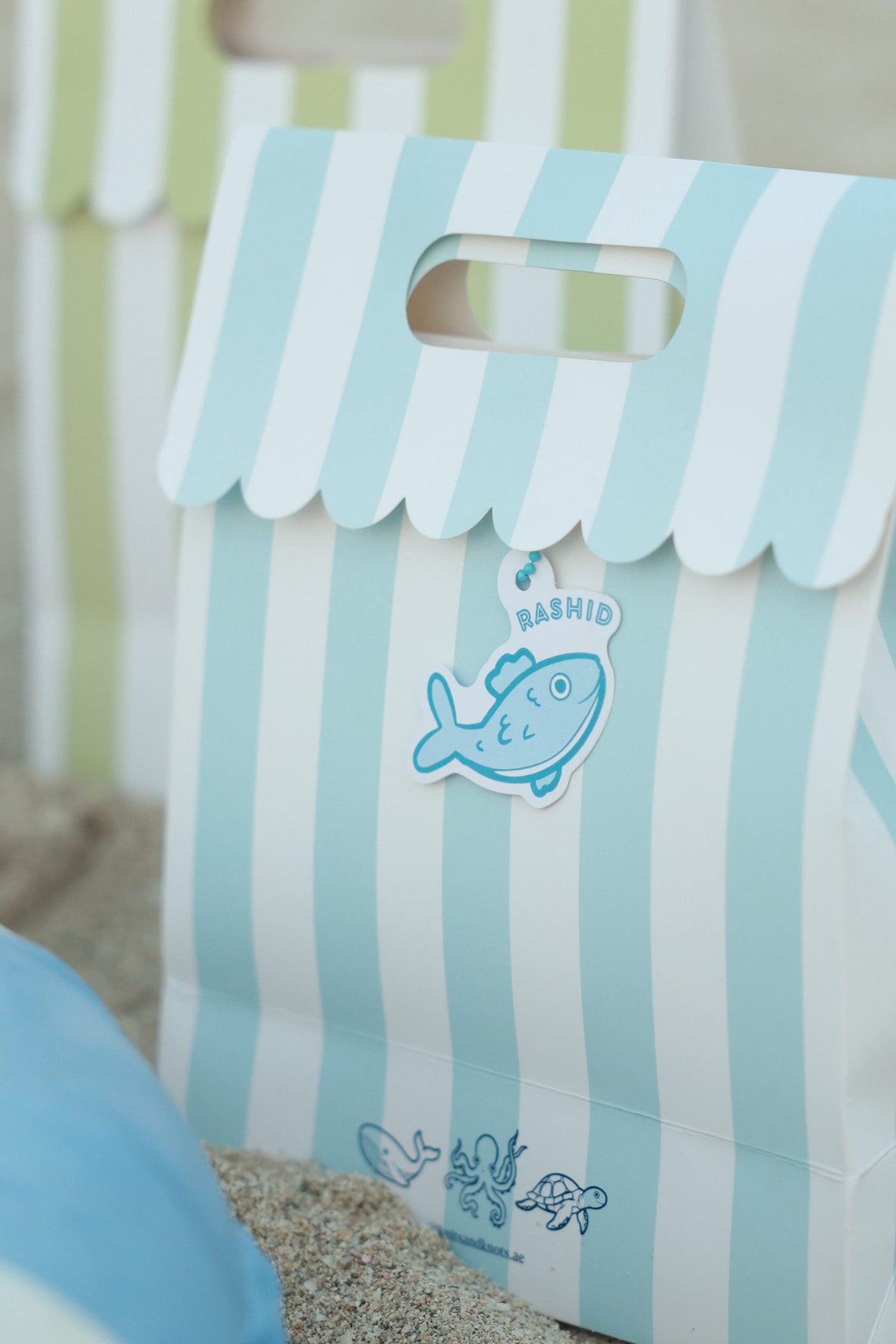 Summer Gift Wrapping